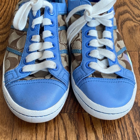 Coach Alivia sneakers, size 7.5. Excellent condition. Classic coach pattern - Picture 12 of 16